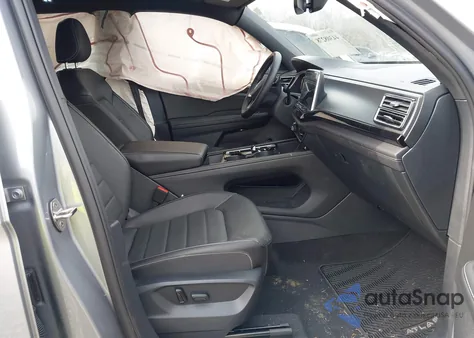 2025 Volkswagen Atlas Cross Sport 2.0T Sel from USA, damaged, VIN 1V2BE2CA0SC228137